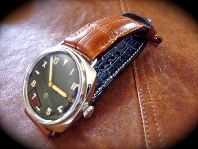 Ian's PAM424 on Safari Tan Alligator
