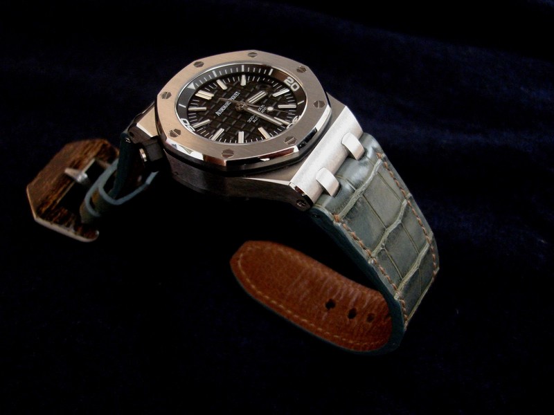 Saint Lucia Alligator for Audemars Piguet Diver with Very Special Mammoth Ivory buckle