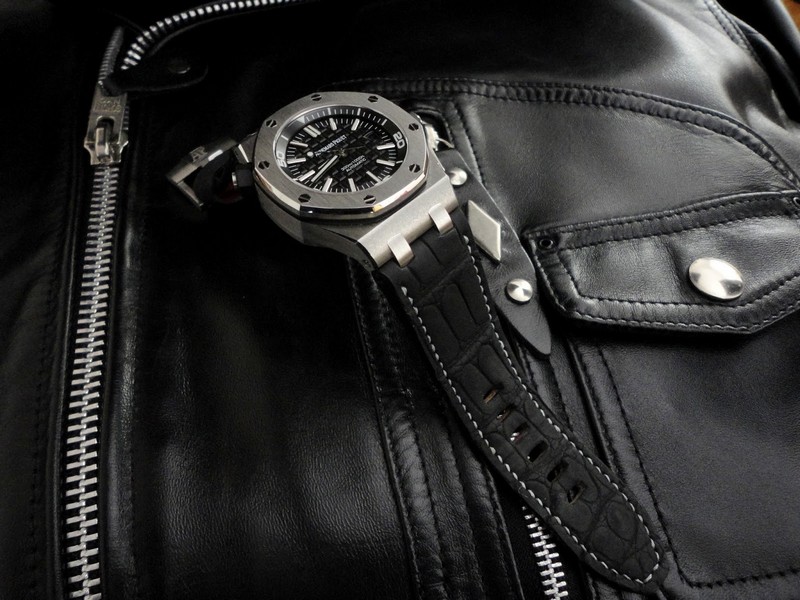 SuperMatte Carbon Black Alligator watch strap custom made for Audemars Piguet Diver