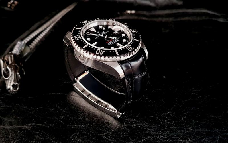 'Million Dollar Black' Alligator Strap for Rolex Sea-Dweller with Integrated Fit and Glide-Lock Clasp