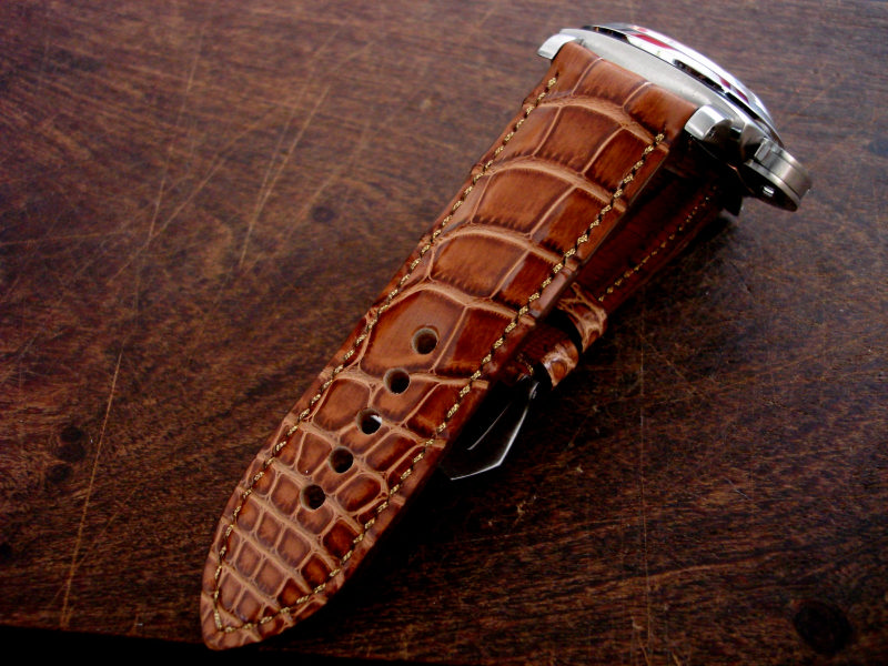 Straps made from Caramel d'Or Alligator