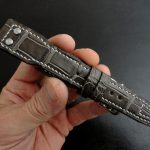 Tourbe-Brune-Alligator-watch-strap-for-IWC-Big-Pilot-with-Rivets-at-the-lugs-9