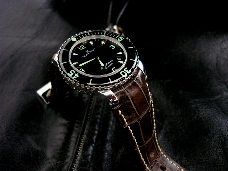 Custom-Tourbe-Brune-Alligator-Watch-Strap-for-Blancpain-Fifty-Fathoms-with-Fully-Integrated-Fit