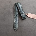 Straps Made from Grigio-Verde Alligator