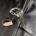 Straps Made from Grigio-Verde Alligator