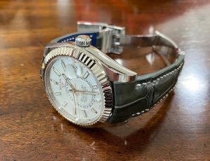 Grigio-Verde Alligator for Rolex Sky-Dweller with integrated fitment
