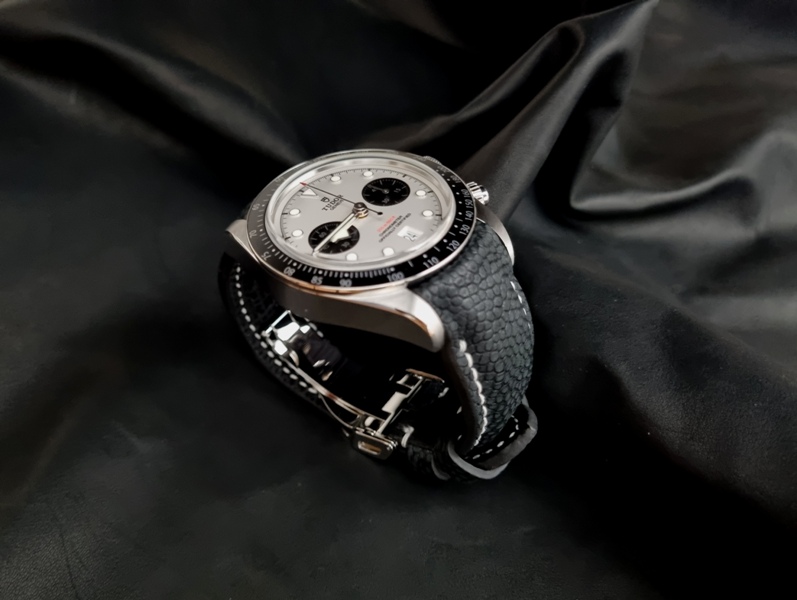 Nubuck Carbon Black Pebble Grain for Tudor Black Bay Chronograph
