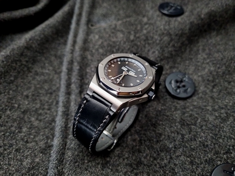 Audemars Piguet Royal Oak Ref. 25808ST on Black Alligator