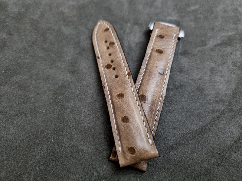Khaki Tan Ostrich Crown Quill - White stitching Khaki Tan Ostrich Crown Quill - White stitching