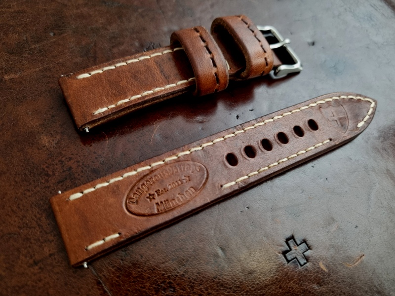 D9 Swiss Ammo 20mm strap (7) Genuine 1960s Swiss Ammo leather strap from D9straps