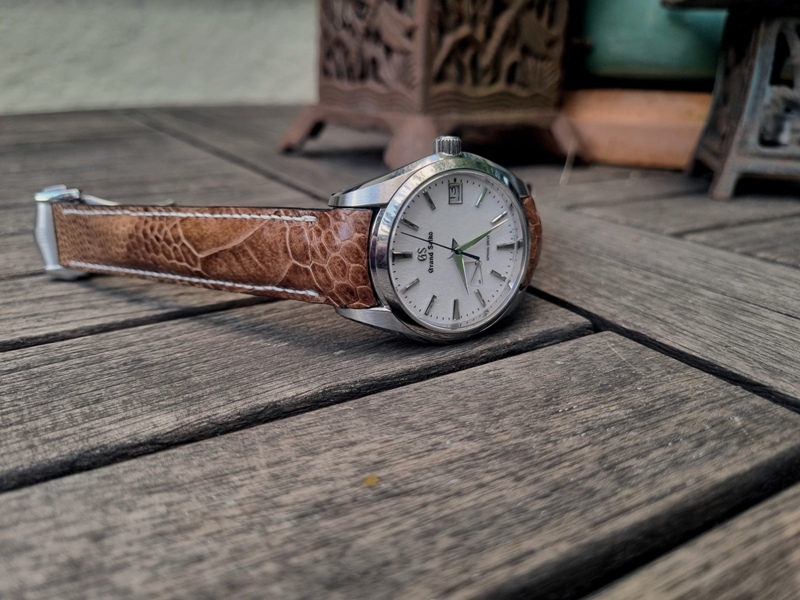 Stylish Desert Tan Ostrich Leg strap for Grand Seiko